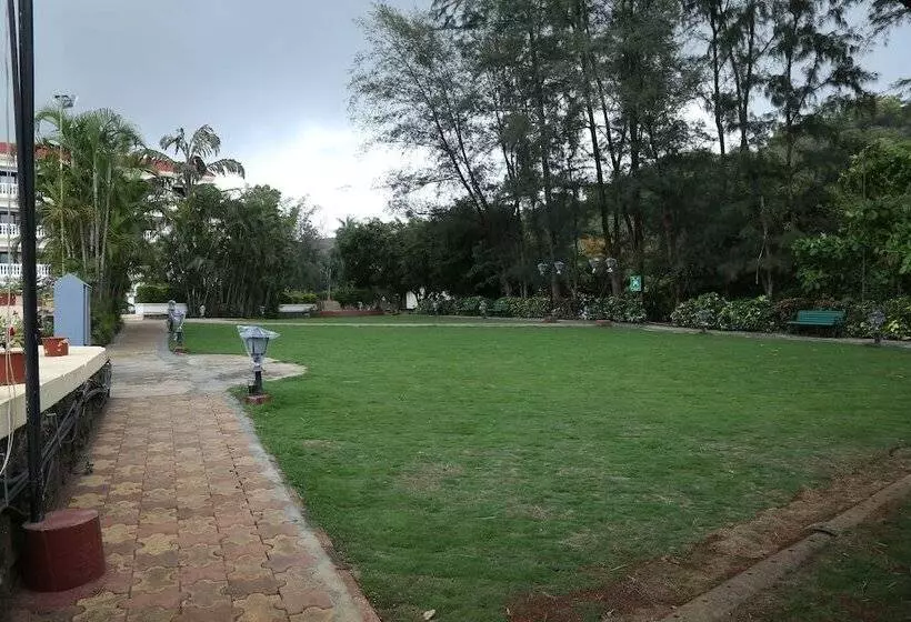 ホテル The Lagoona Resort