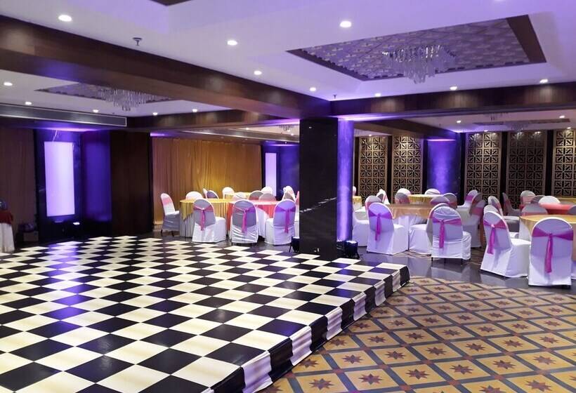 Hotel The Lagoona Resort