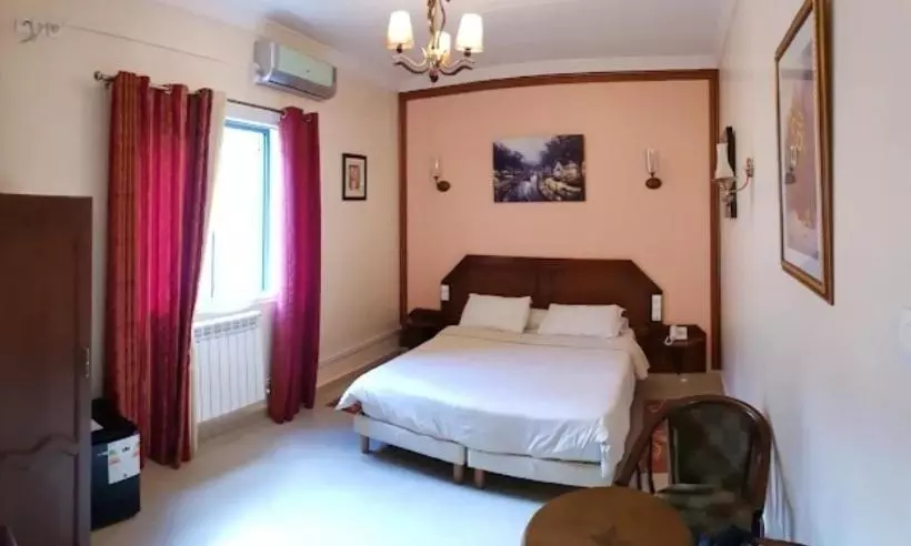 هتل Les Ambassadeurs