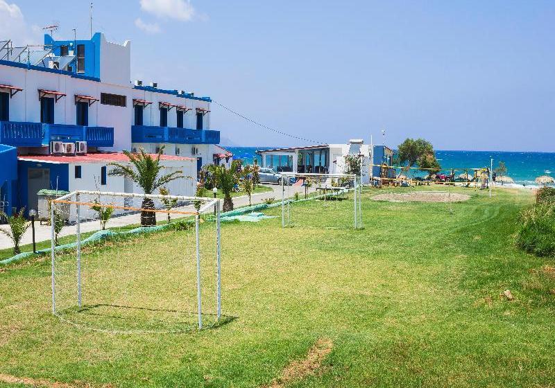 בית מלון כפרי Mari Beach