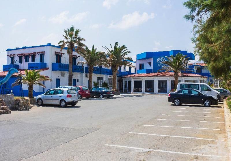 בית מלון כפרי Mari Beach