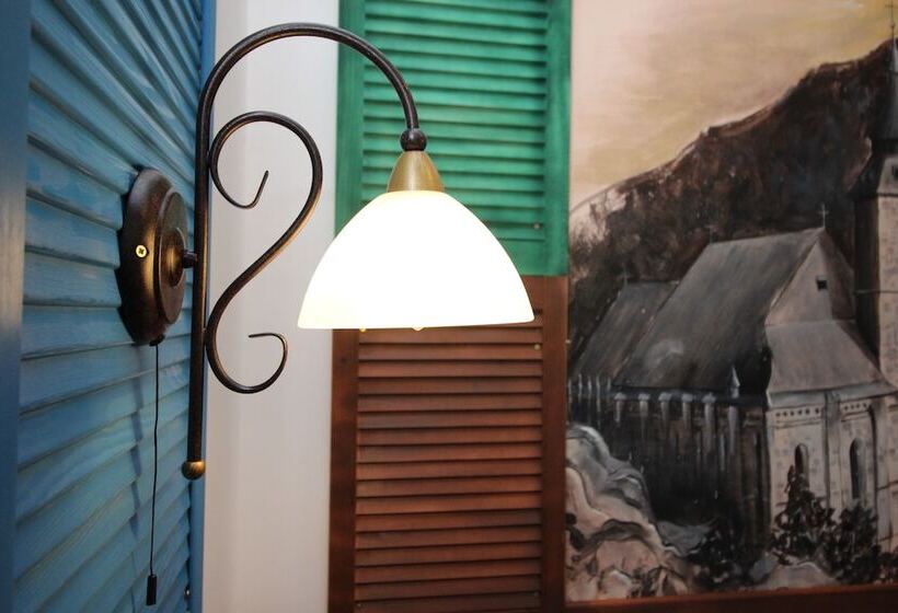 فندق Pension Noemi