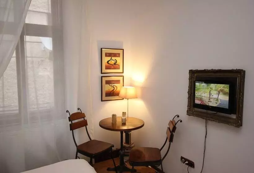 ホテル Pension Noemi