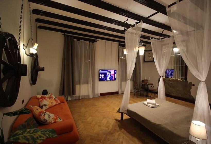 فندق Pension Noemi