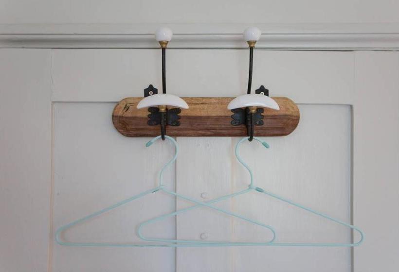 فندق Queens Arms