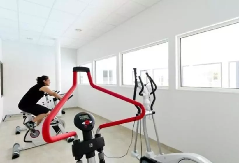 هتل Residence Nemea Le Domaine Des Mauriers