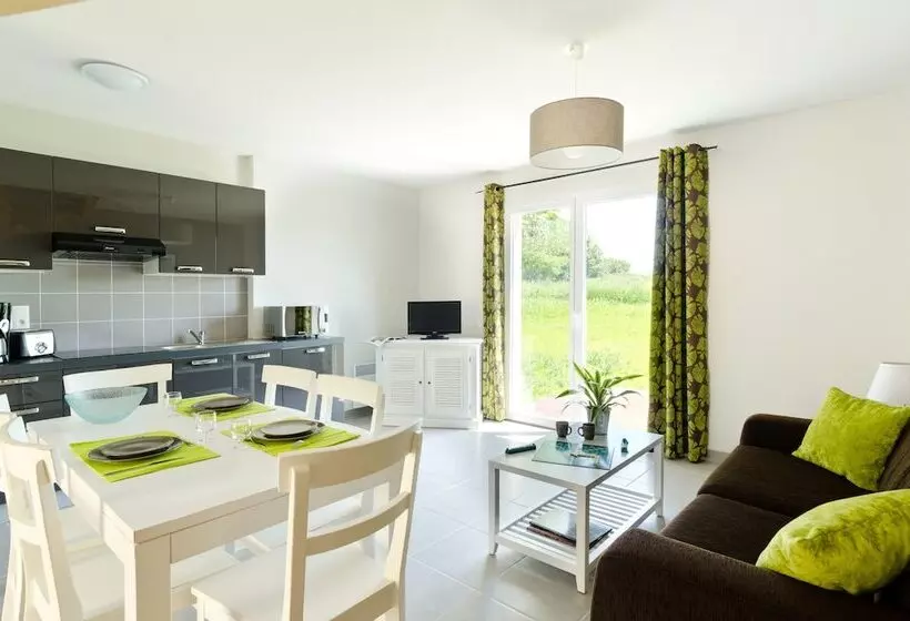 هتل Residence Nemea Le Domaine Des Mauriers