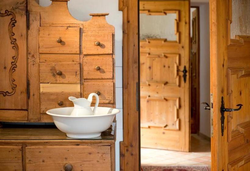 فندق Schloss Thannegg