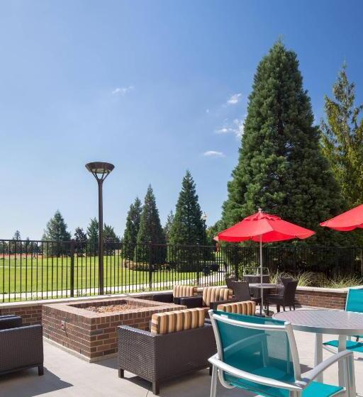 Отель Towneplace By Marriott Suites Portland Vancouver