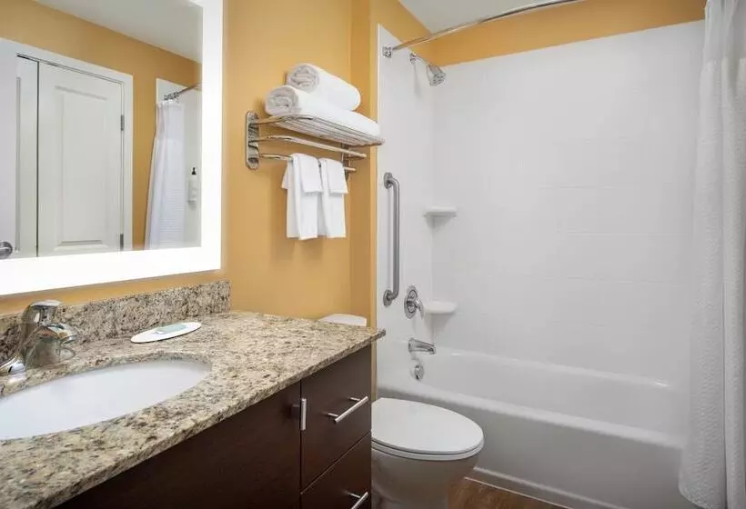 Отель Towneplace By Marriott Suites Portland Vancouver