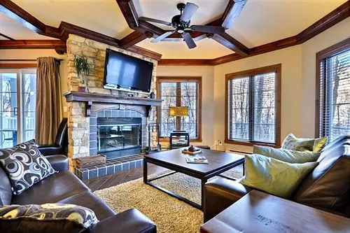 هتل Tremblant Sunstar Condominiums