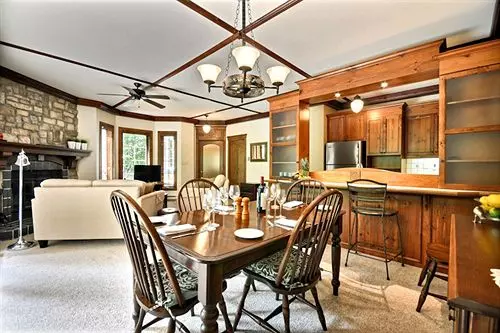 هتل Tremblant Sunstar Condominiums