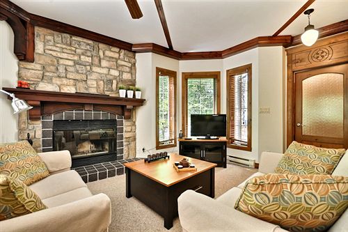 호텔 Tremblant Sunstar Condominiums