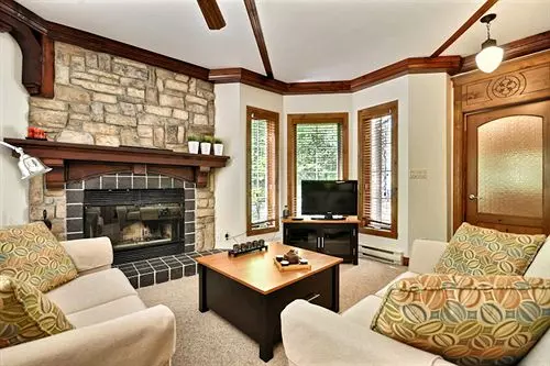 هتل Tremblant Sunstar Condominiums