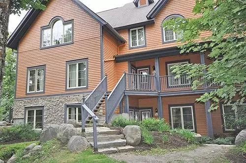 هتل Tremblant Sunstar Condominiums