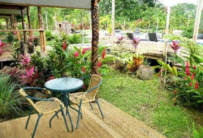 استراحتگاه Orator Hotel Samoa