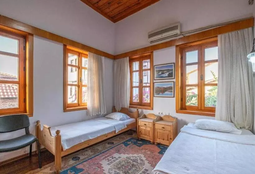 Saye Konak Hotel   Kaleiçi&oldtown