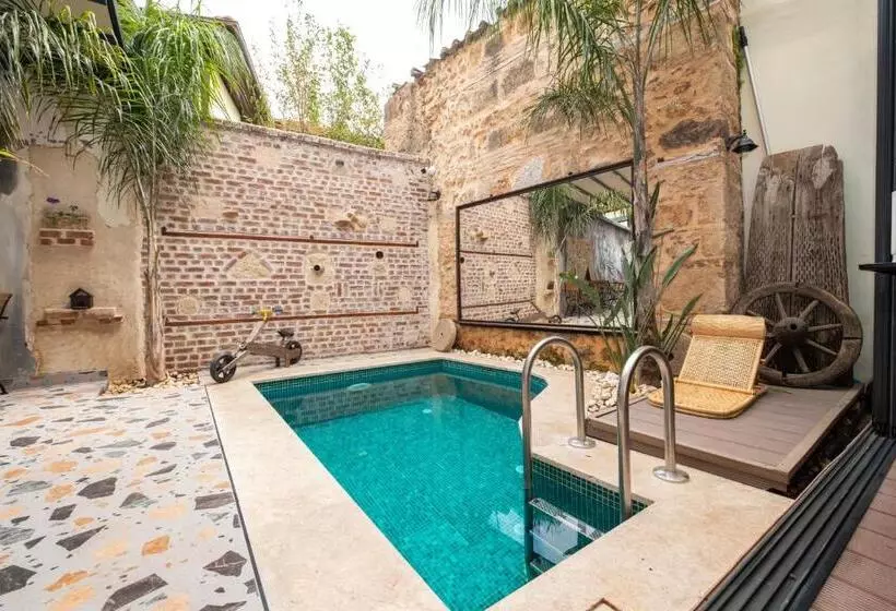 Saye Konak Hotel   Kaleiçi&oldtown