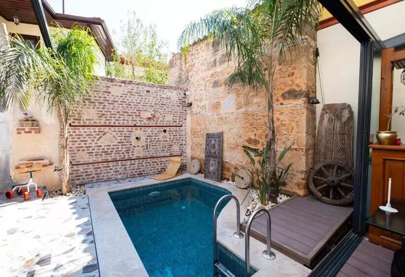 Saye Konak Hotel   Kaleiçi&oldtown