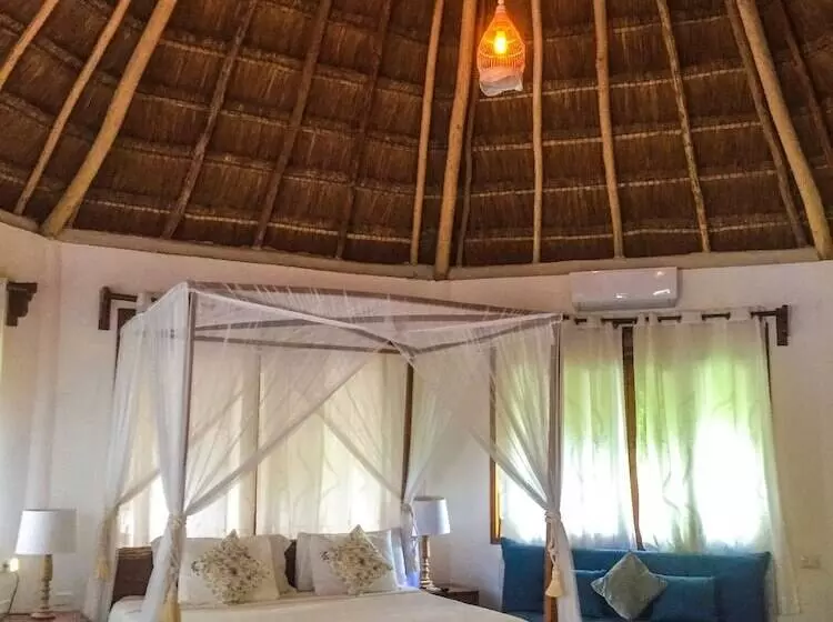 Toto Blue Hotel Boutique