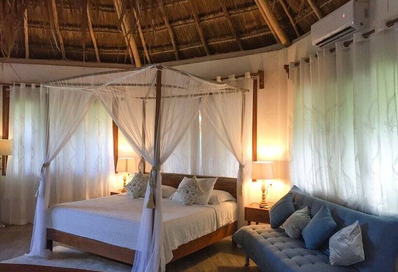 Toto Blue Hotel Boutique