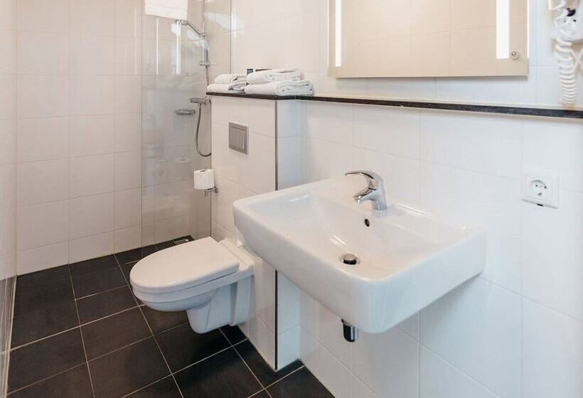 Yays Amsterdam Maritime By Numa