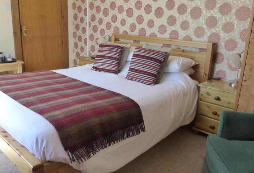 민박 Old Pines Hotel And Restaurant