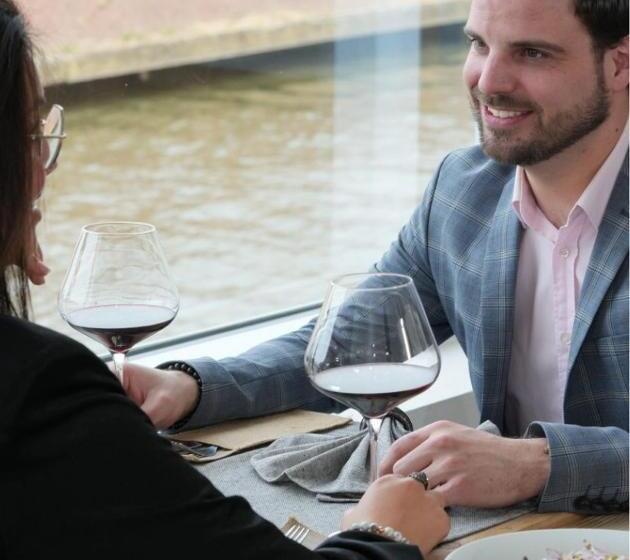 هتل Restaurant Brasserie Feestzaal Ahoi, Kortrijk