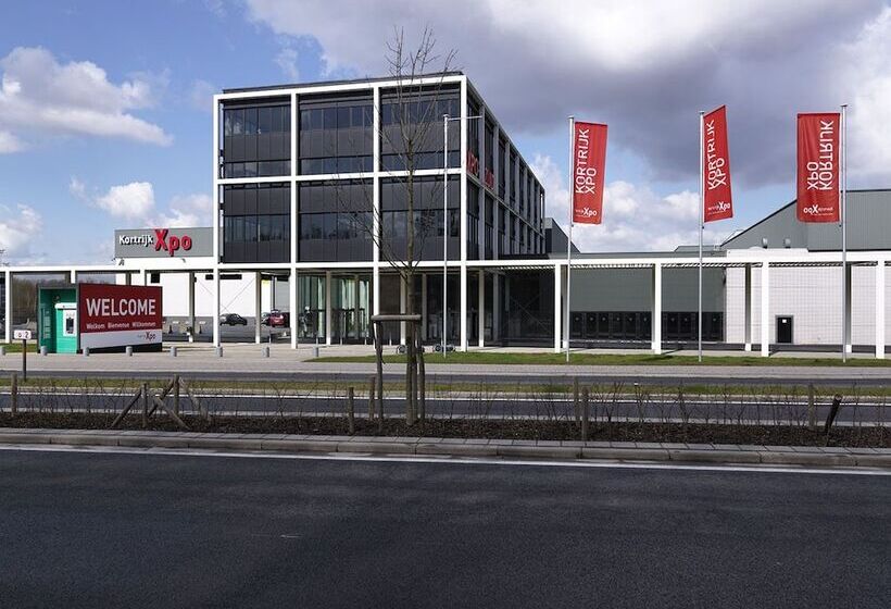 هتل Restaurant Brasserie Feestzaal Ahoi, Kortrijk