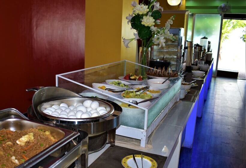 Golden Phoenix Hotel Boracay