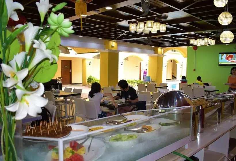 Golden Phoenix Hotel Boracay