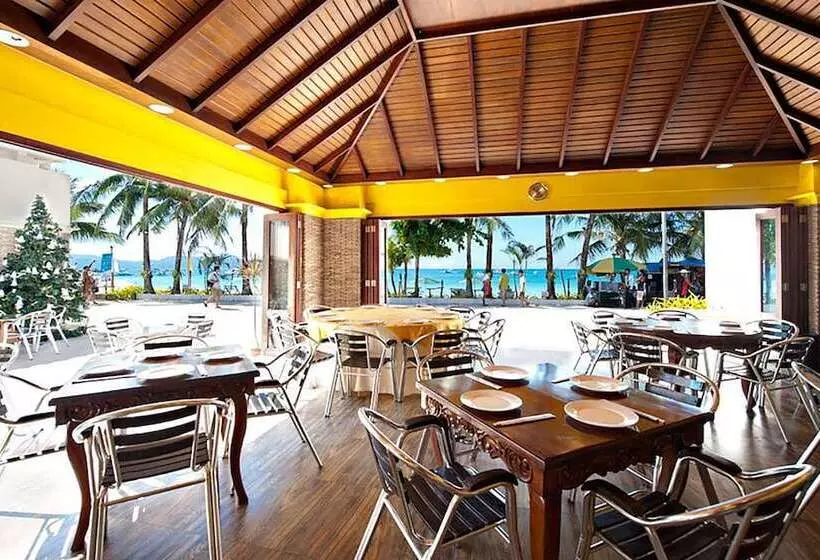 Golden Phoenix Hotel Boracay