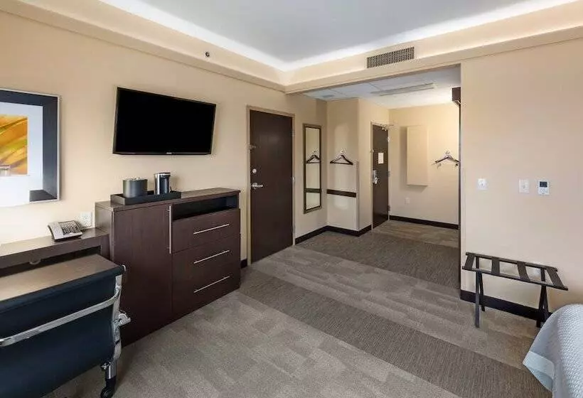 בית מלון כפרי Aerostay