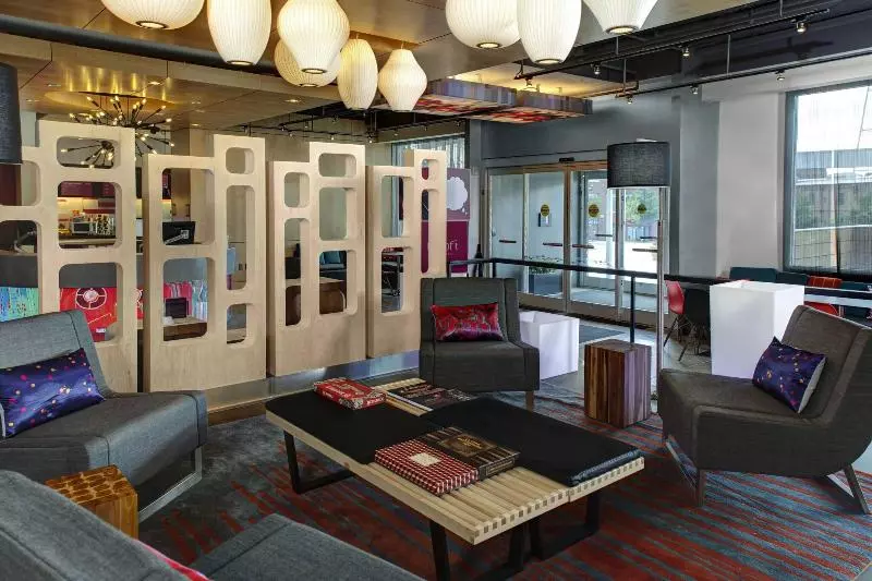 Hotel Aloft Durham Downtown