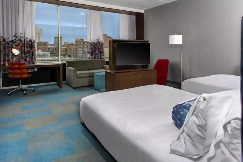 Hotel Aloft Durham Downtown