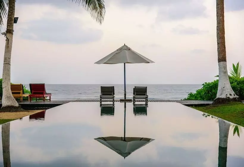 Hotelli Apa Villa Thalpe