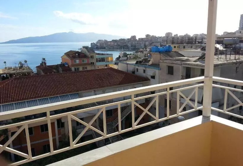 هتل Aulona