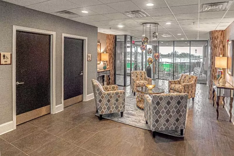 Bask Hotel At Big Rock Landing