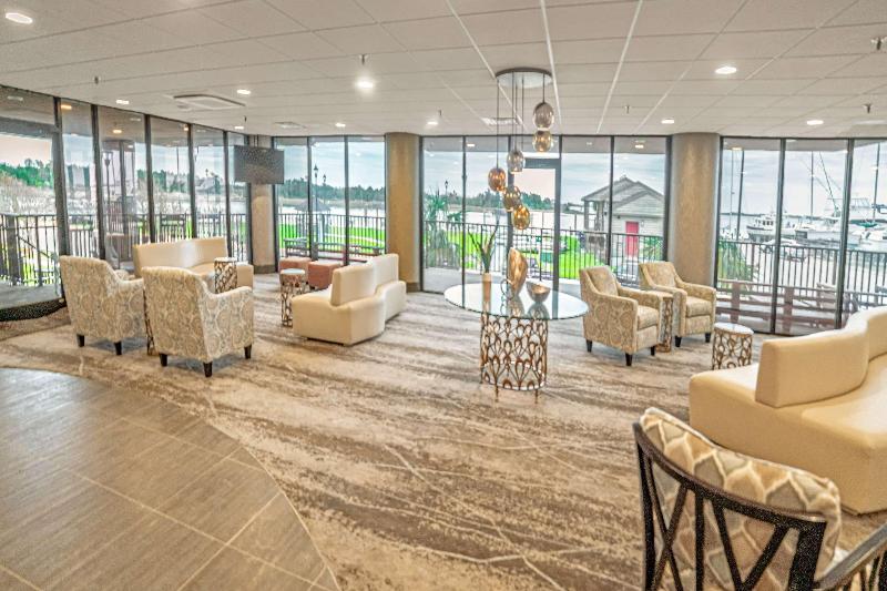 Bask Hotel At Big Rock Landing