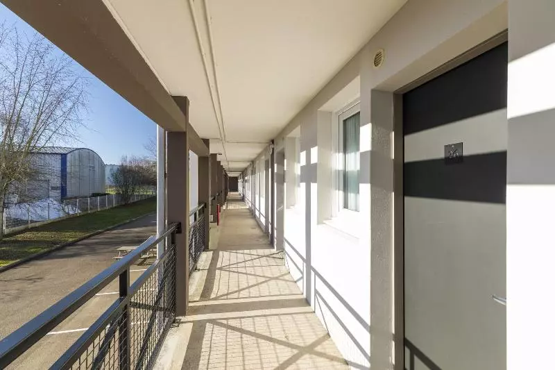 B&b Hotel Auxerre Bourgogne