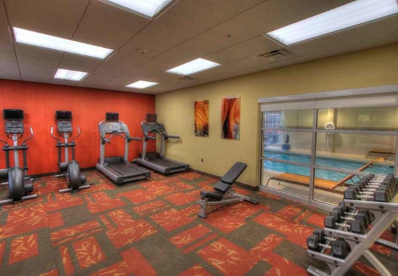 בית מלון כפרי Courtyard By Marriott Gatlinburg Downtown