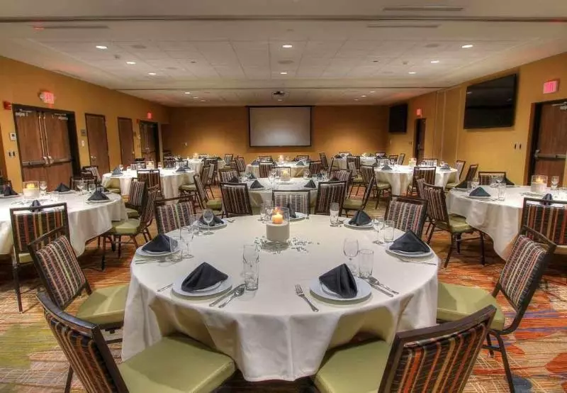 فندق Courtyard By Marriott Gatlinburg Downtown