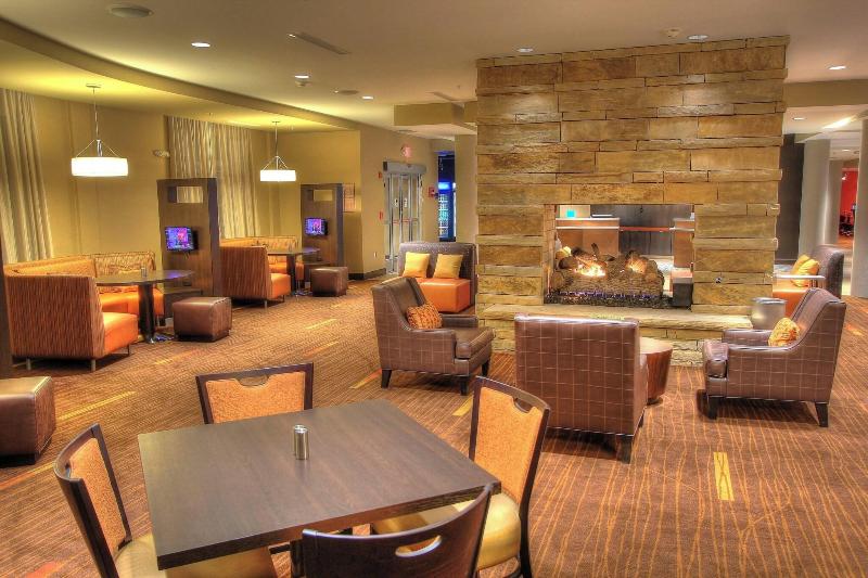 בית מלון כפרי Courtyard By Marriott Gatlinburg Downtown