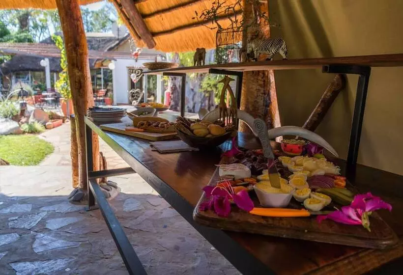 هتل Gabus Game Ranch