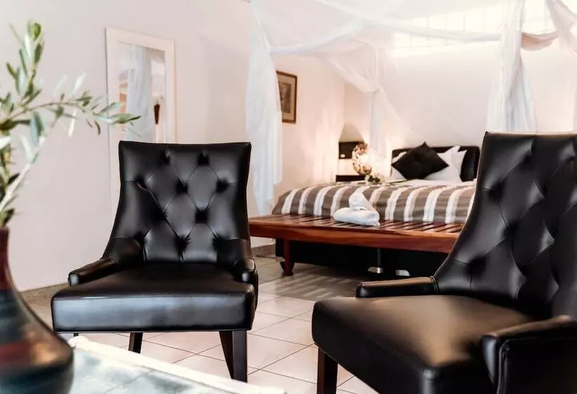 هتل Gabus Game Ranch