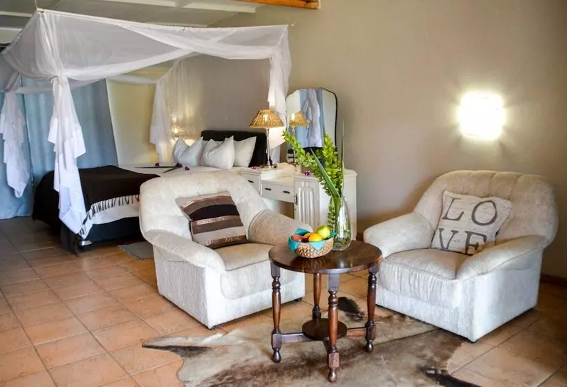 هتل Gabus Game Ranch