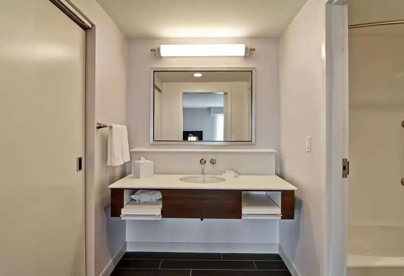 호텔 Hampton Inn & Suites Detroit/troy