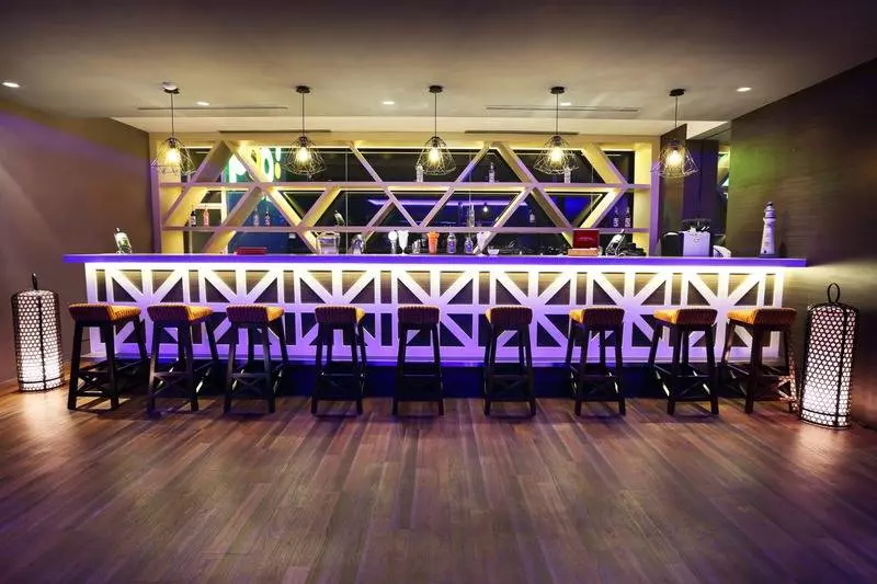 Harris Hotel & Conventions Gubeng