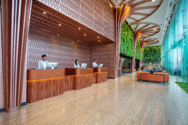 Harris Hotel & Conventions Gubeng