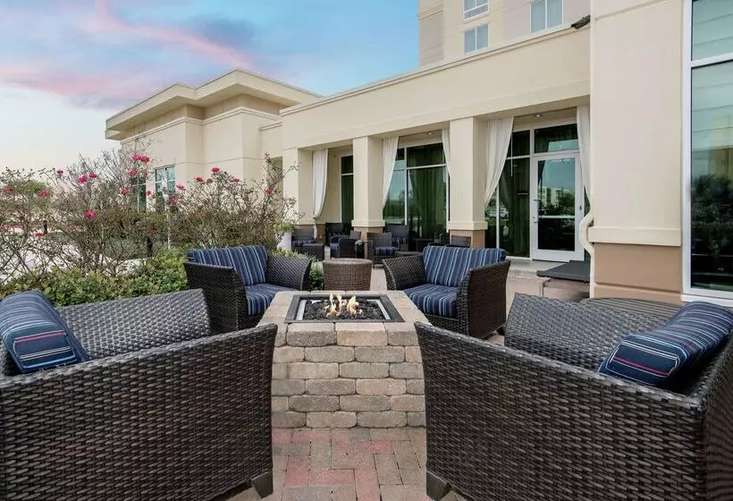 هتل Hilton Garden Inn San Antonio At The Rim